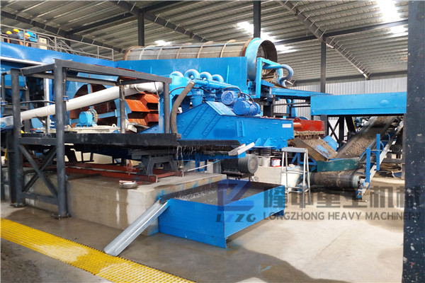 隆中重工振動篩尾礦處理現場--福建