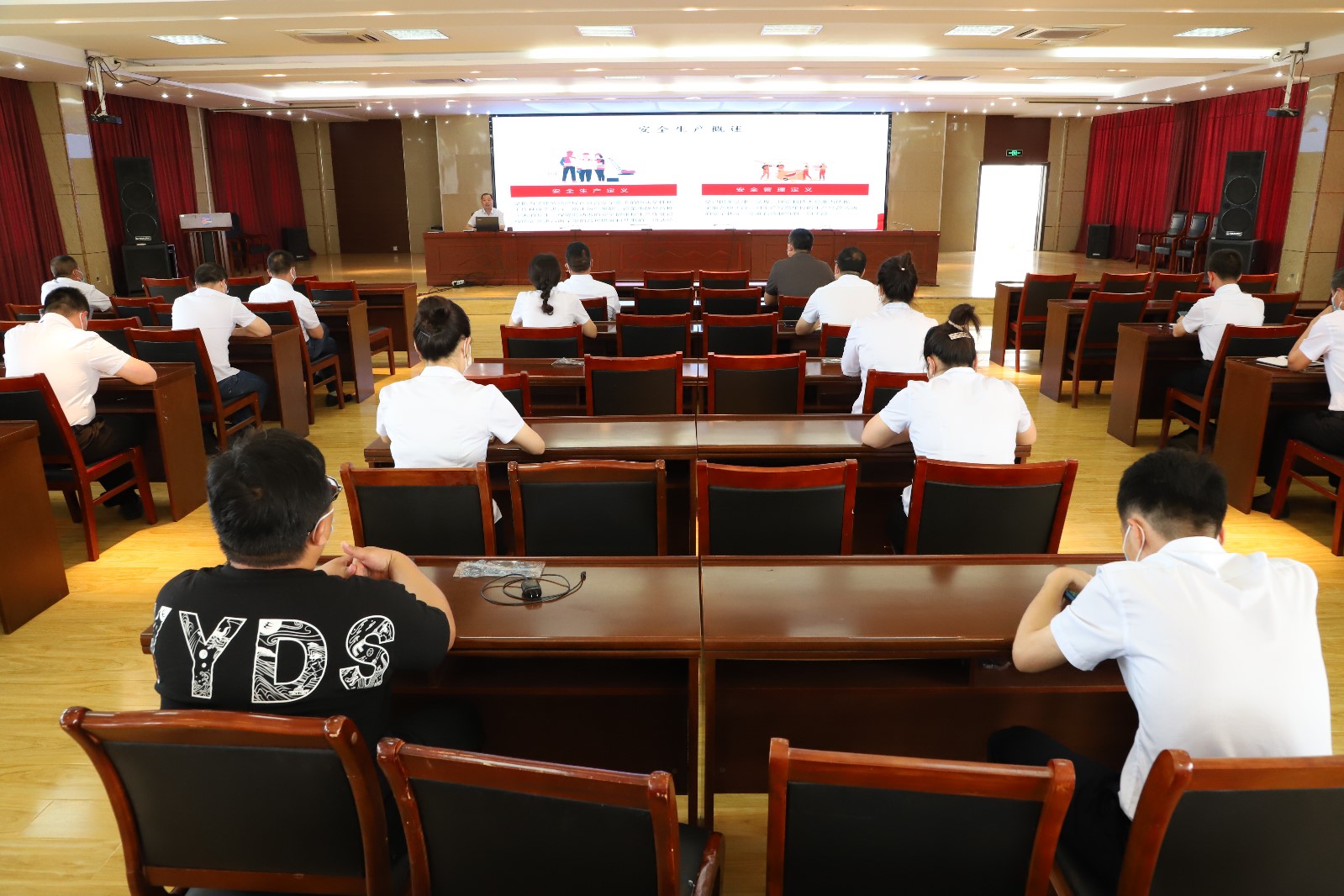 李國文在機關.JPG
